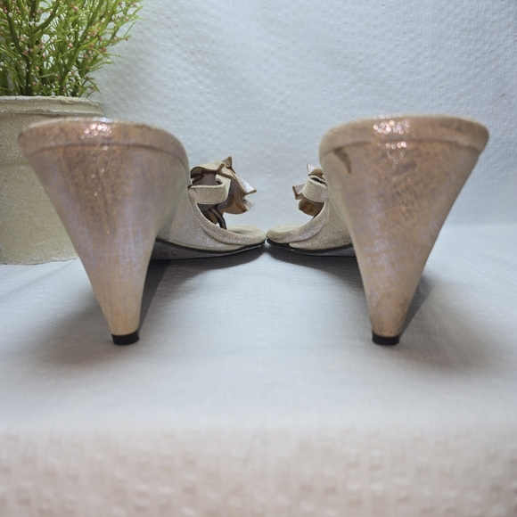 DONALD J. PLINER WOMENS VERO CUOIO SHIMMER THONG SANDAL SLIDE HEEL FLOWER 10 - Picture 5 of 10